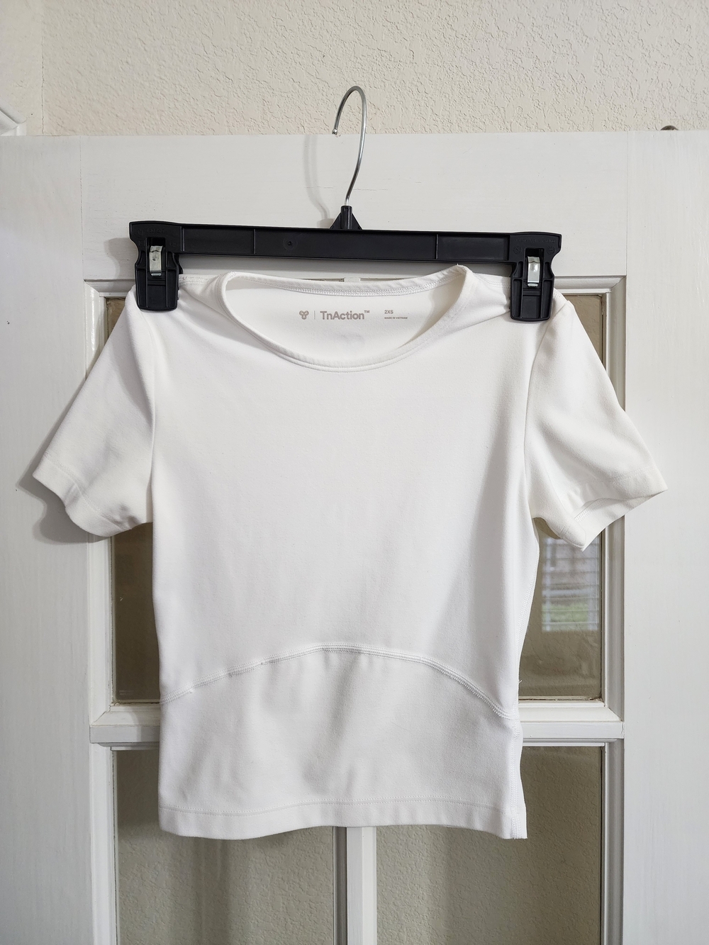 Aritzia TnAction White Sculpt Short Sleeve Activewear Top 2XS